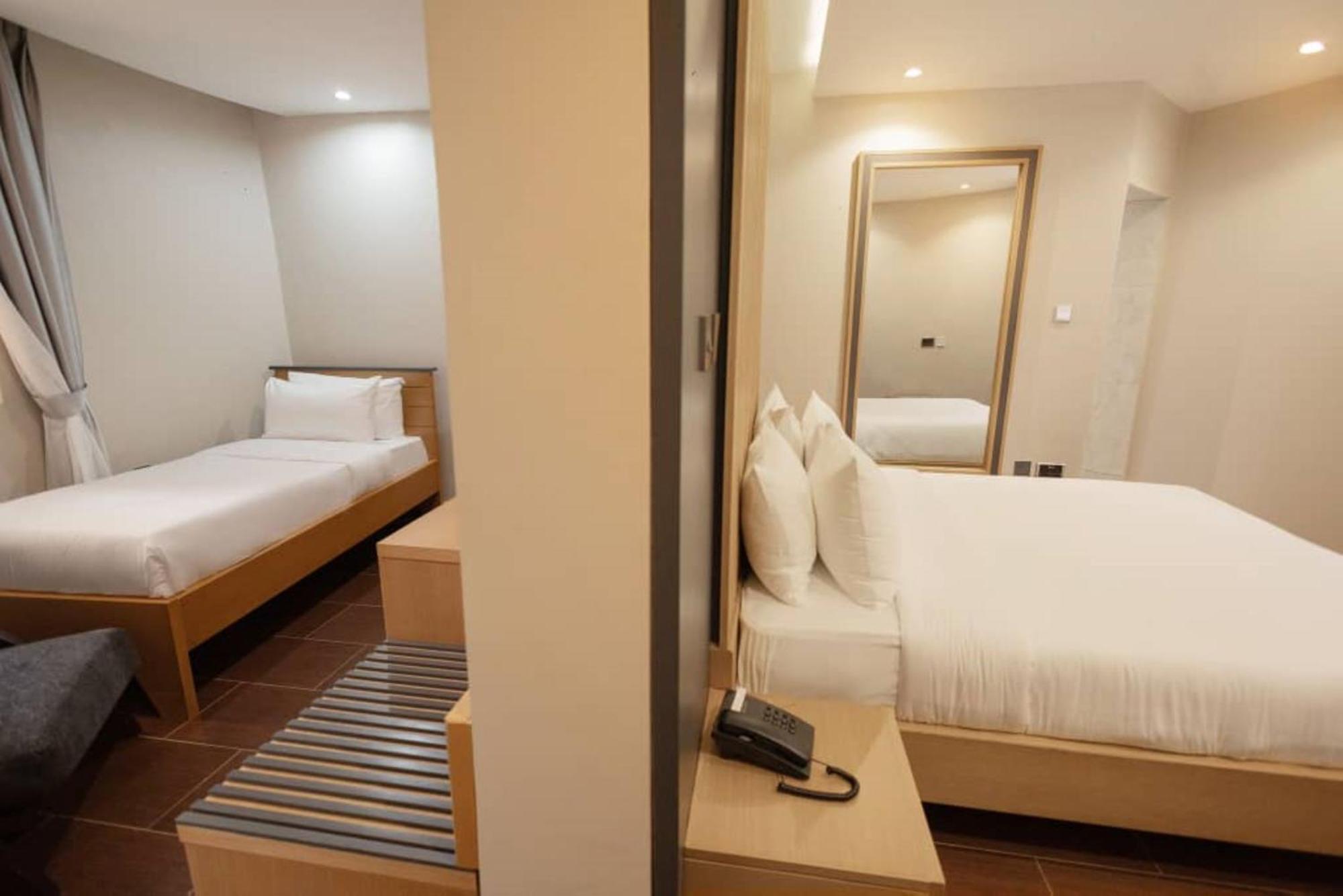 Grik Hotel - Entebbe Eksteriør bilde