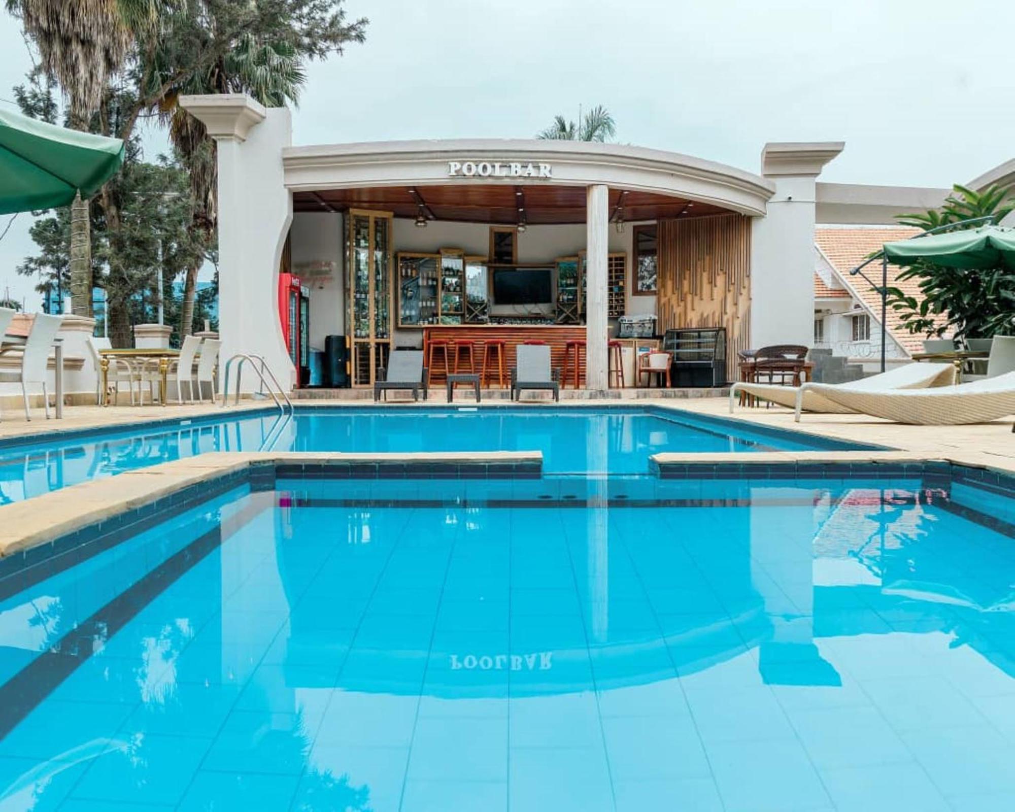 Grik Hotel - Entebbe Eksteriør bilde